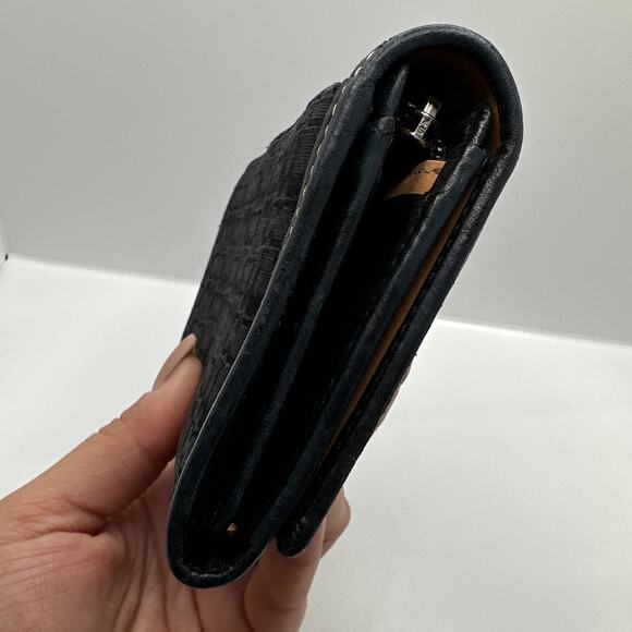 COACH y2k Black Signature Canvas Hampton Buckle Compact Wallet - Picture 5 of 12